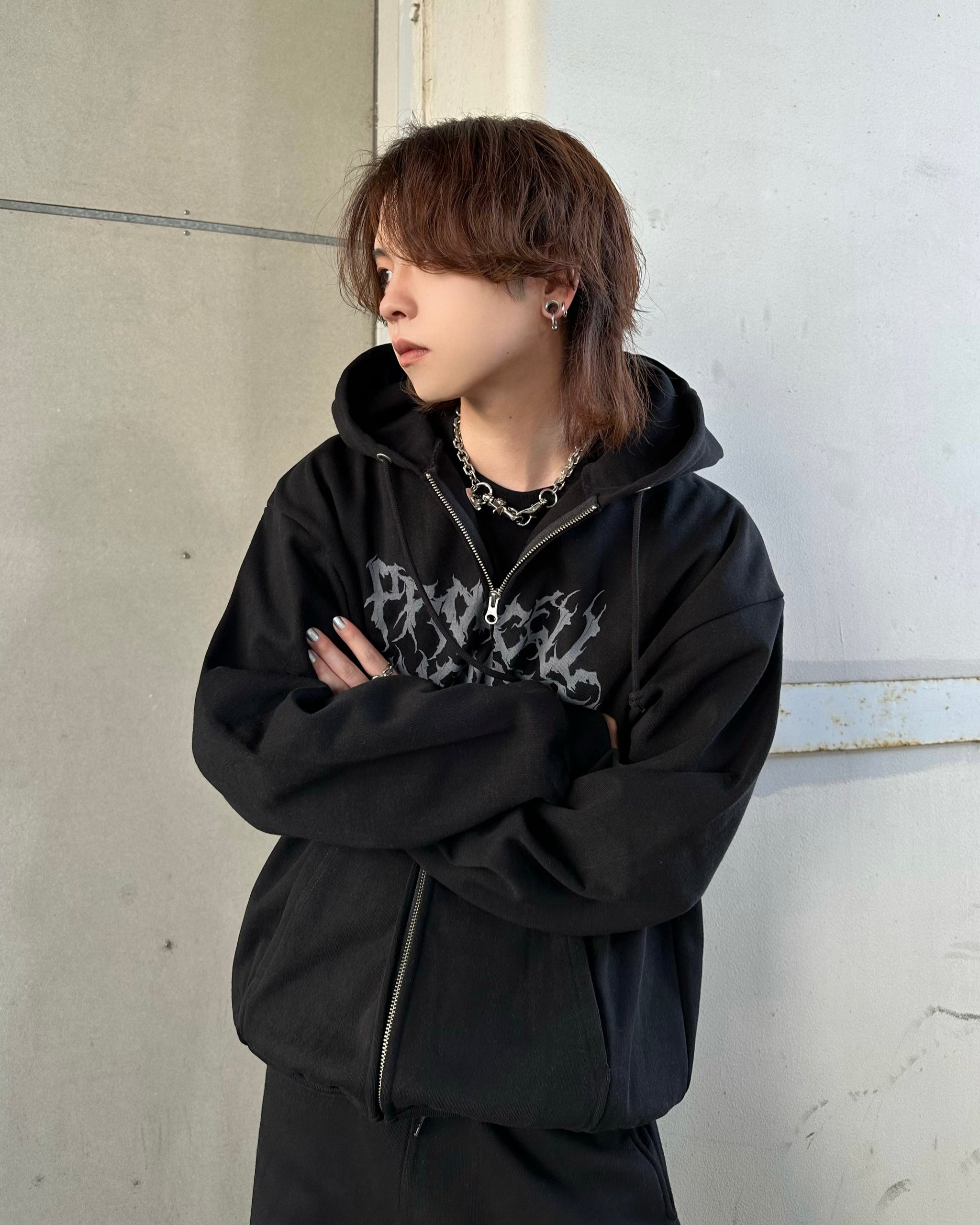 Metal Logo Zip Hoodie【パーカー】ブラック – PROPCELL