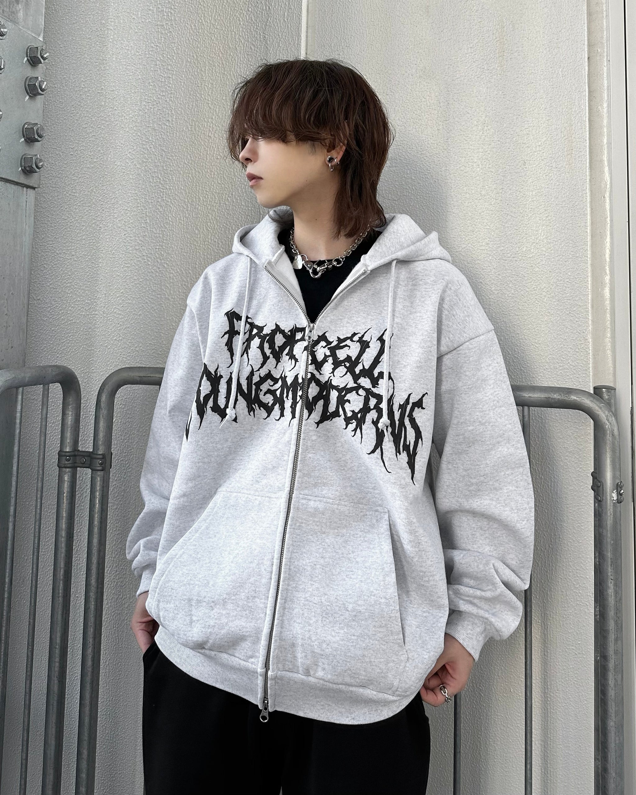 Metal Logo Zip Hoodie【パーカー】グレー – PROPCELL